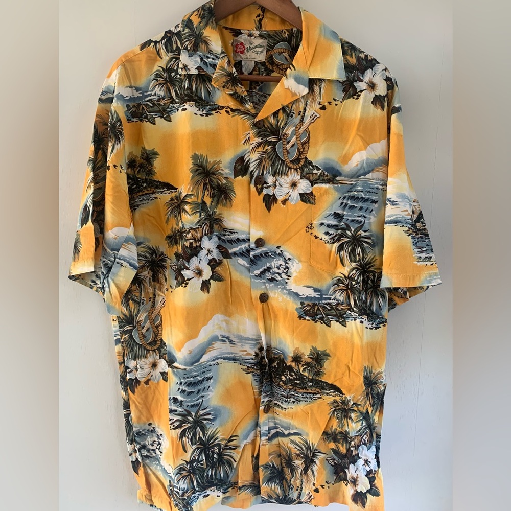 The Hawaiian Original Mens Shirt with Guitars. Yellow/Multi Size Medium.